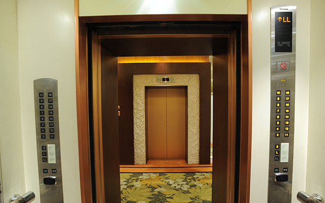 elevator_20x8